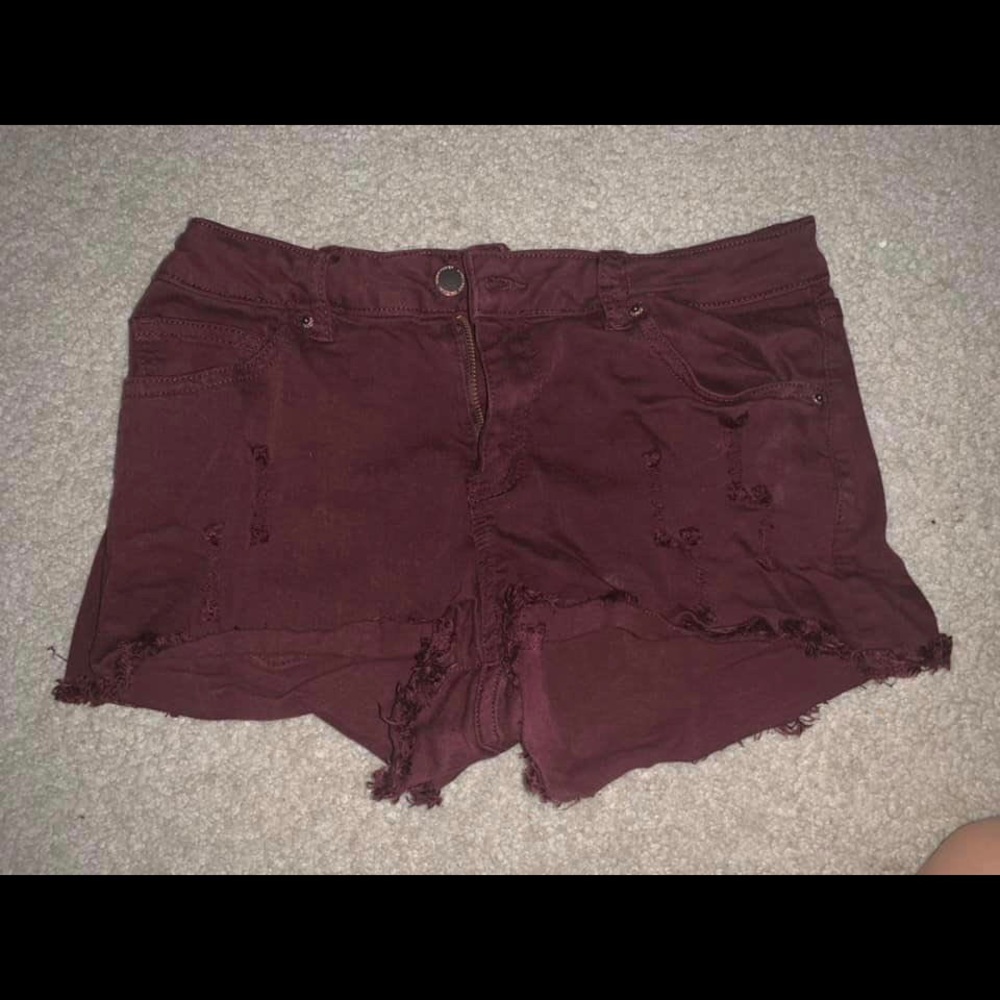 Woman's maroon shorts